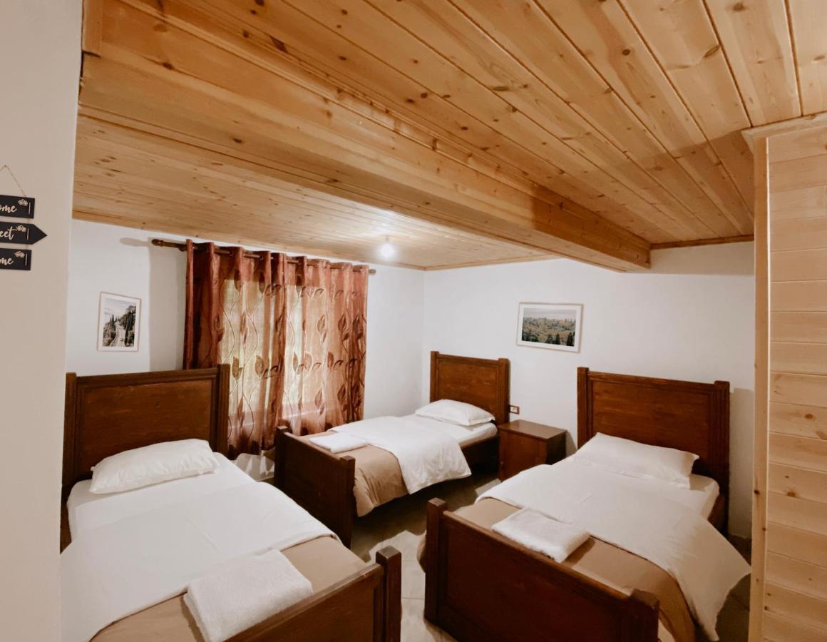 Guesthouse Pashko Theth Exterior foto